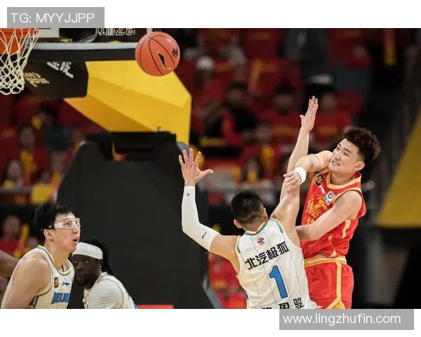 广厦队与四川队精彩对决集锦回顾展现篮球魅力与团队精神